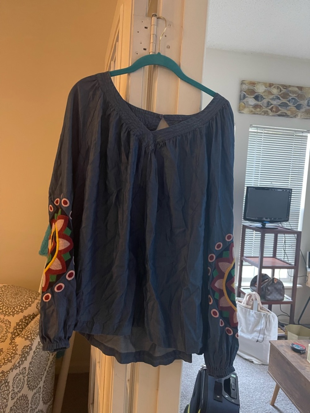 crown & ivy Navy Peasant Top with Multicolor Embroidered Sleeves